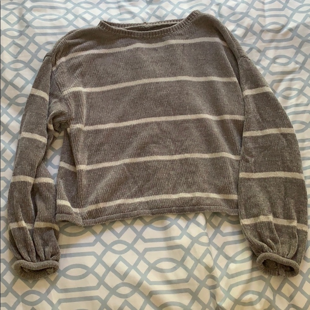 American eagle sweater